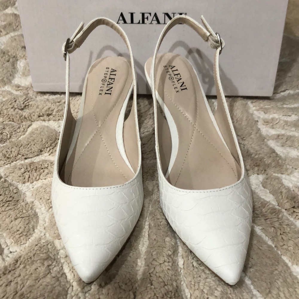 Alfani step and flex 6.5 M